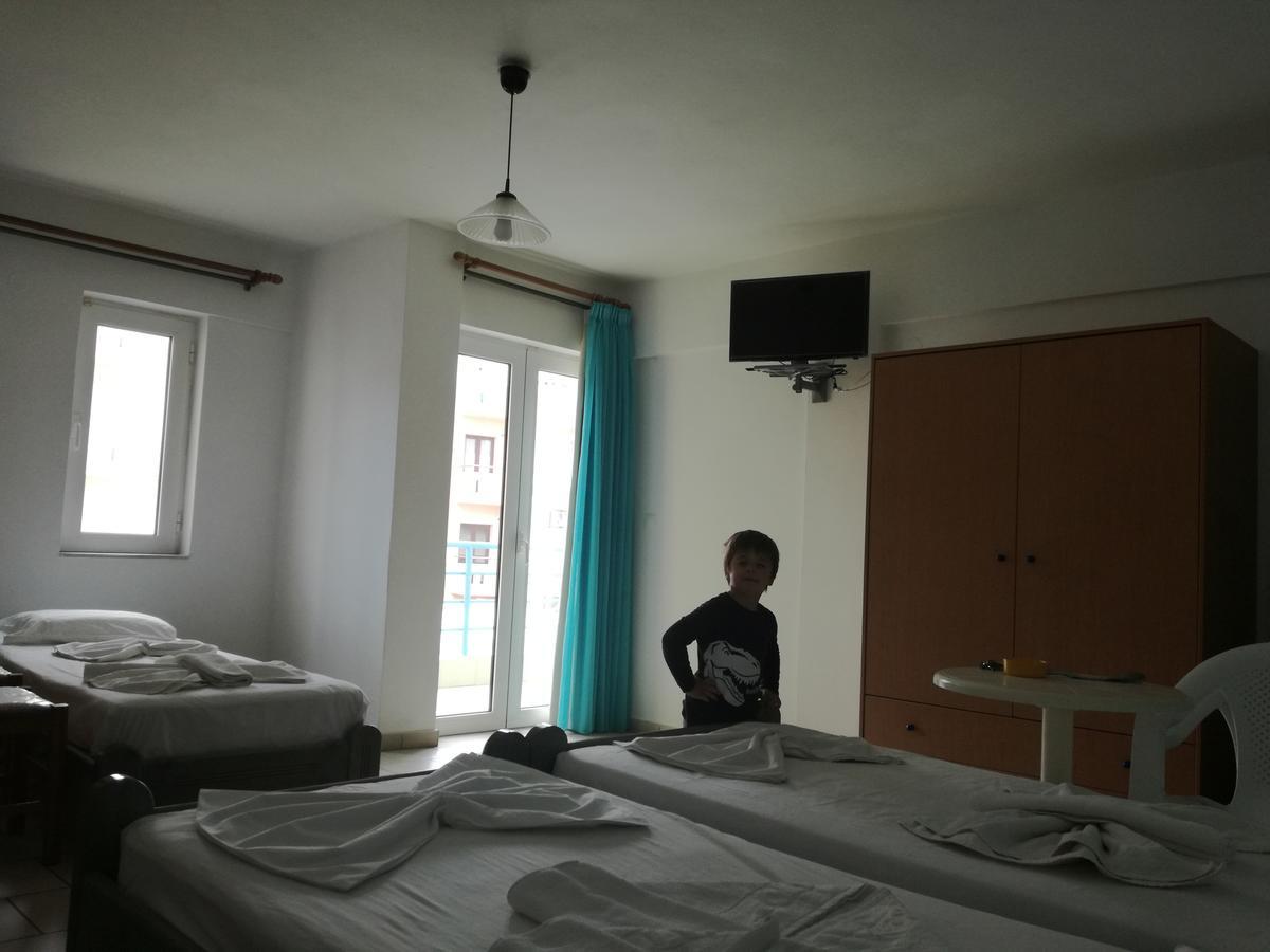 Olympic Star Aparthotel Χερσόνησος Εξωτερικό φωτογραφία